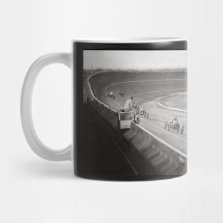 Board Track Speedway, 1925. Vintage Photo Mug